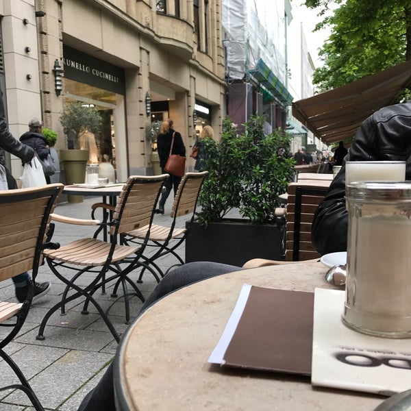 5/5/2017 tarihinde abduusheziyaretçi tarafından Gran Caffè Leonardo'de çekilen fotoğraf
