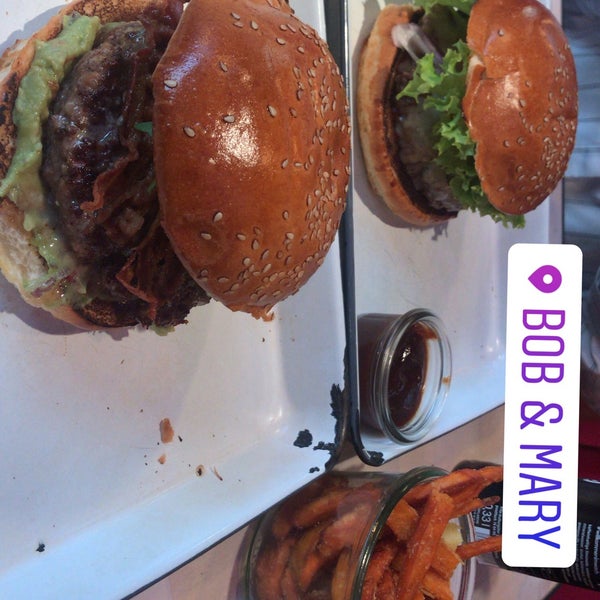 Photo taken at Bob &amp; Mary by abduushe on 3/31/2019