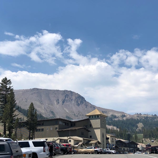 6/30/2021 tarihinde Catherine B.ziyaretçi tarafından Mammoth Mountain Ski Resort'de çekilen fotoğraf