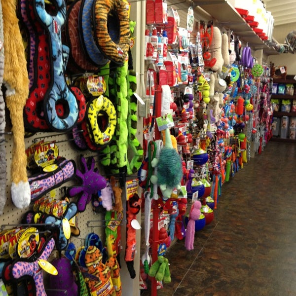 Western Feed & Pet Supply Carmichael, CA