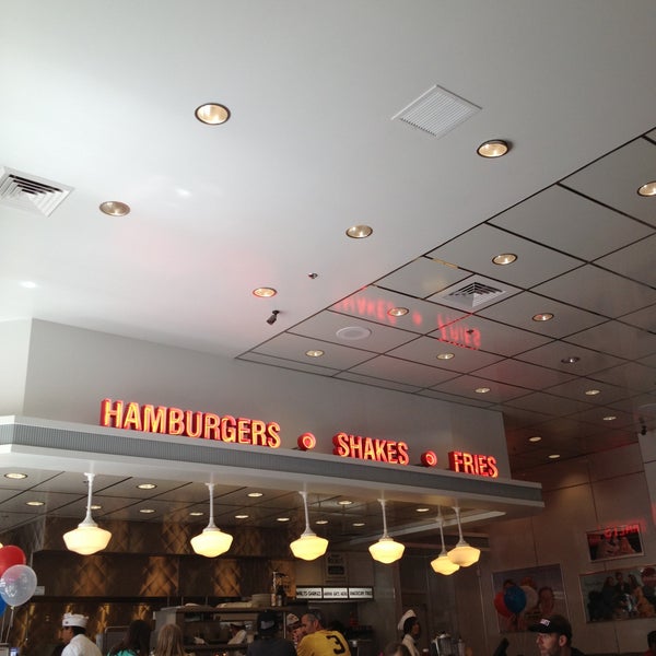 Johnny Rockets (Now Closed) Burger Joint in Folsom