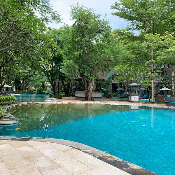 Spick and span, well-run hotel with friendly staff and serene ambience. Not to mention, it’s very well furnished with good amenities plus it’s CHSE certified. Very spacious pool as well! 🏊🏻‍♀️🌊 🏨
