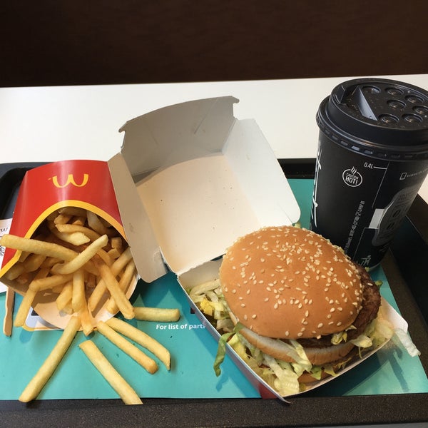 Photo taken at McDonald&#39;s by Roger W. on 2/24/2018