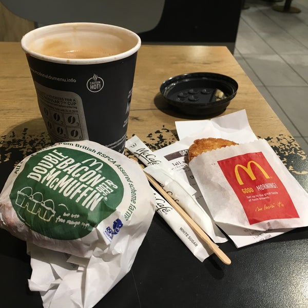 Photo taken at McDonald&#39;s by Roger W. on 10/25/2018