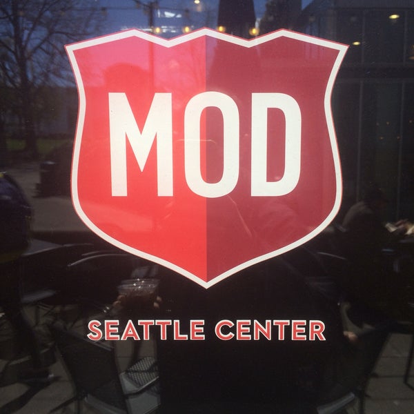 Photo taken at MOD Pizza by Captain B. on 4/20/2017