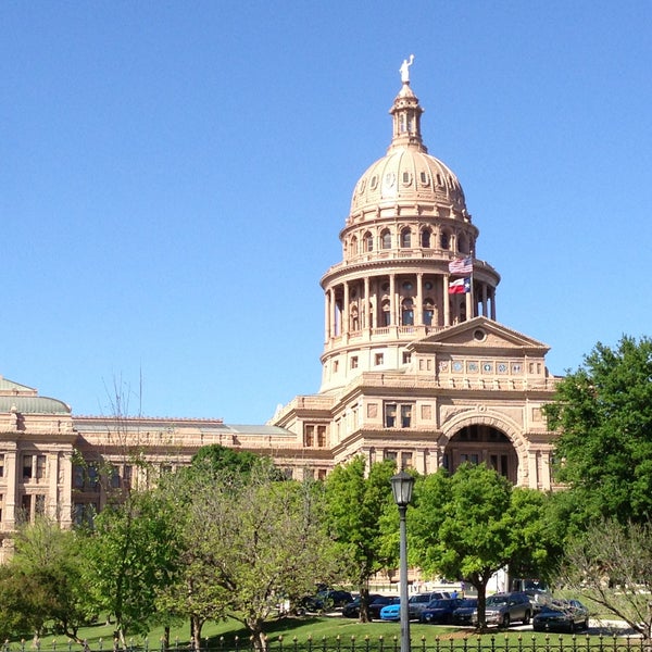 4/12/2013 tarihinde MattersOfGrey.comziyaretçi tarafından Texas State Capitol'de çekilen fotoğraf