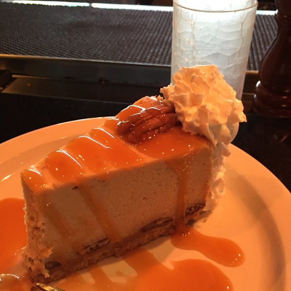 11/10/2014 tarihinde Mo B.ziyaretçi tarafından Amerigo Restaurant'de çekilen fotoğraf