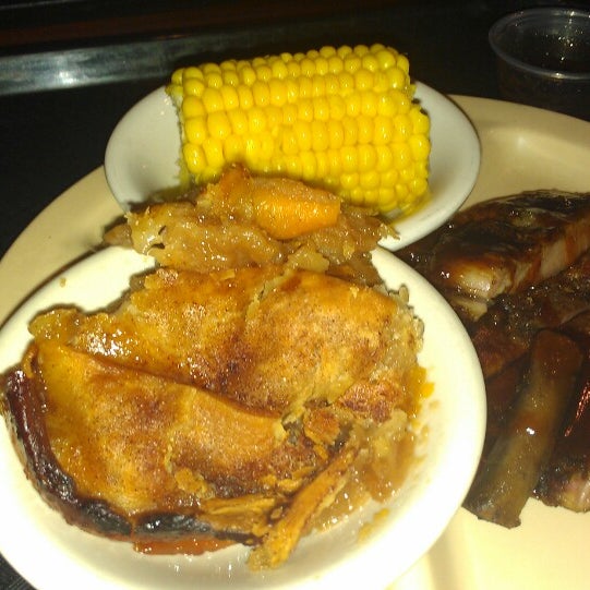Photo taken at BBQ Tavern by Kristy S. on 3/15/2013
