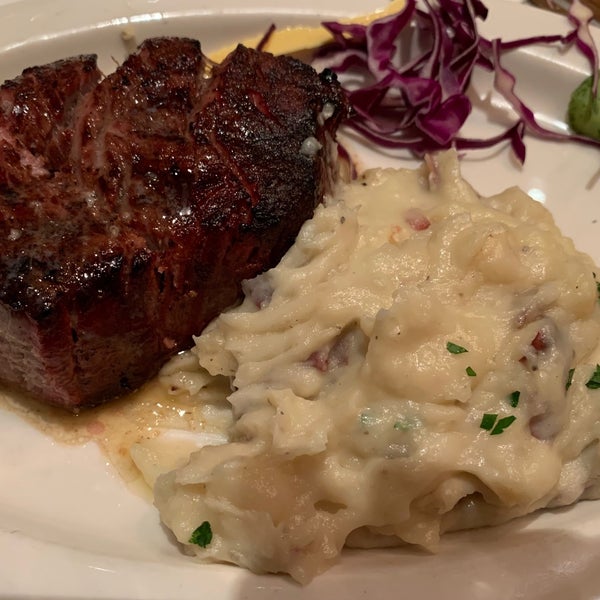 Photo taken at Charley&#39;s Steak House &amp; Seafood Grille by Donna R. on 2/16/2021