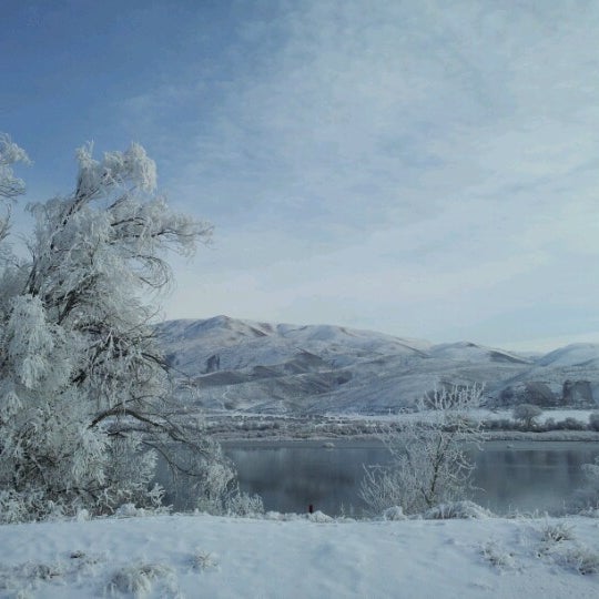 Oregon Weigh Station Government Building