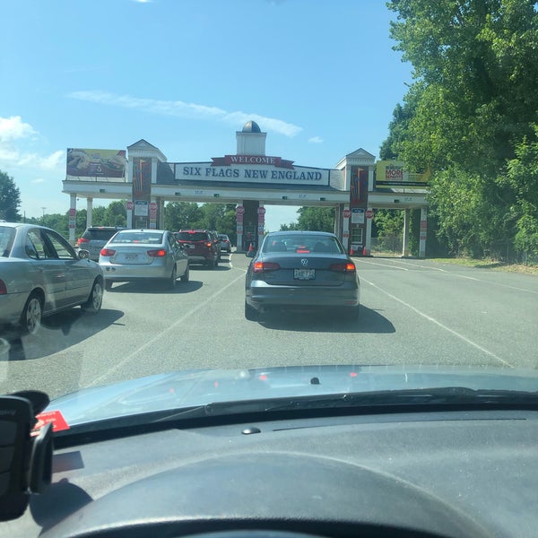 Photo taken at Six Flags New England by Damra Y. on 7/24/2019