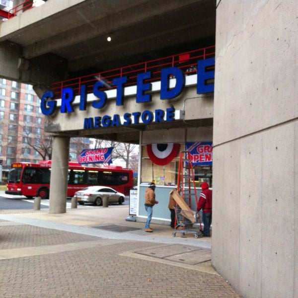 Gristedes Supermarkets 517 22 tips from 512 visitors