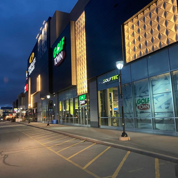 Downtown Markham Shopping Centre 81 Visitors