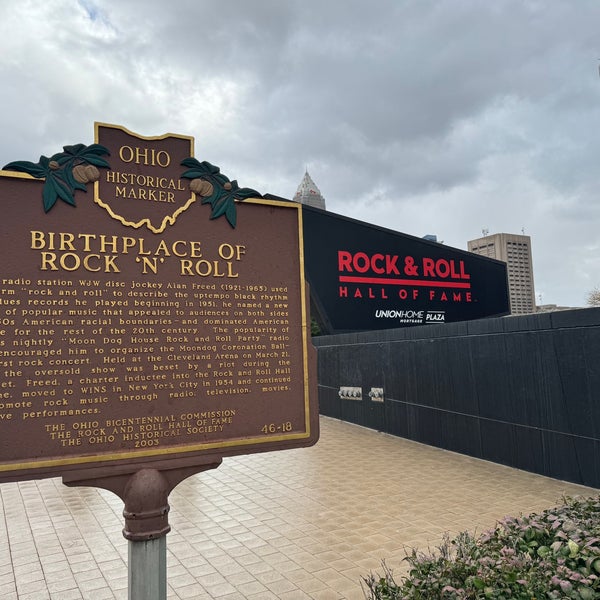 10/7/2023에 Samson C.님이 Rock &amp; Roll Hall of Fame에서 찍은 사진