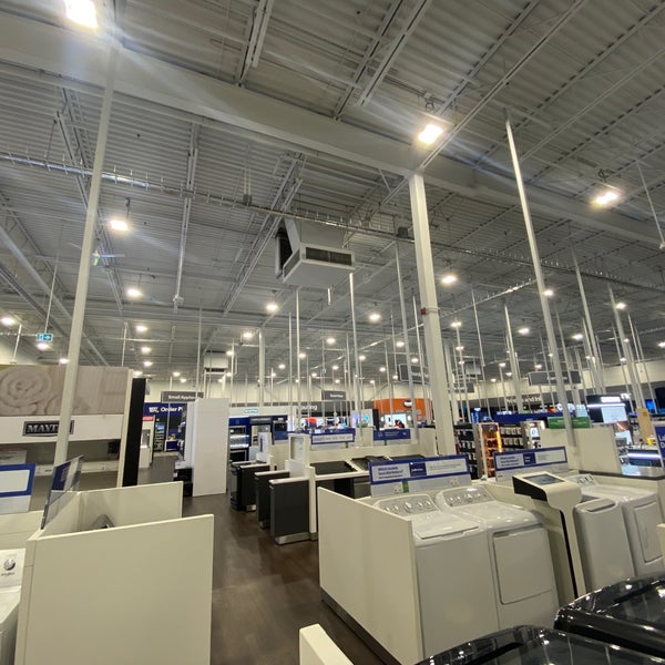 Best Buy - 9 tips from 963 visitors