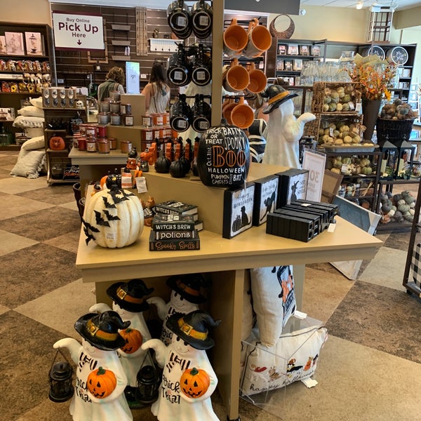 Kirkland’s Furniture and Home Store