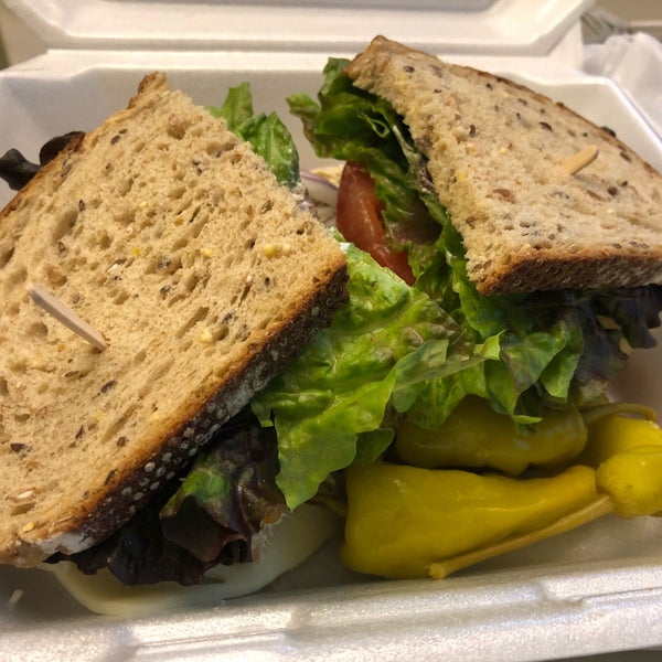 Lily's Cafe Café