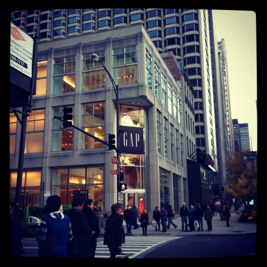 GAP - Streeterville - Чикаго, IL