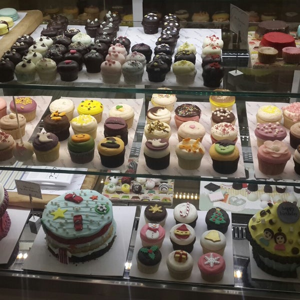 11/3/2014にGizem Y.がMrs. Cupcakeで撮った写真