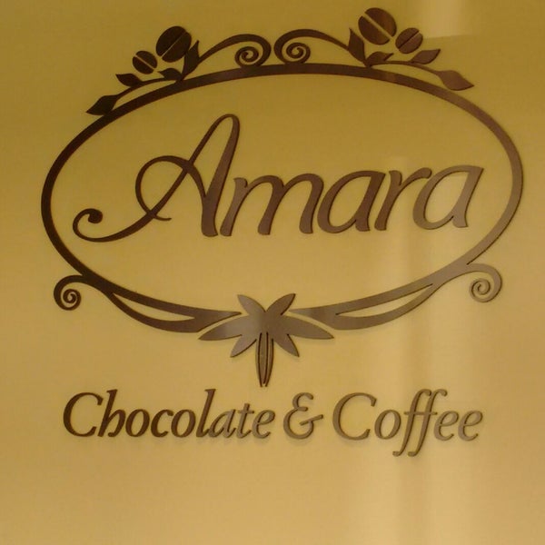 รูปภาพถ่ายที่ Amara Chocolate &amp; Coffee โดย John V. เมื่อ 5/16/2019