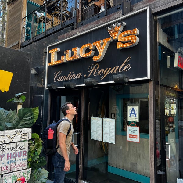 Foto diambil di Lucy&#39;s Cantina Royale oleh Mason . pada 8/18/2022