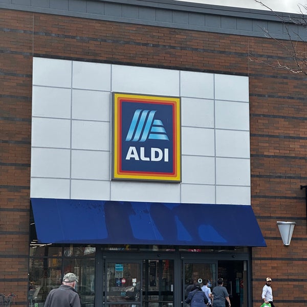 Aldi Supermarket East New York Brooklyn, NY