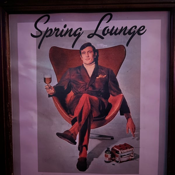 Foto tomada en Spring Lounge  por Mason . el 5/29/2022