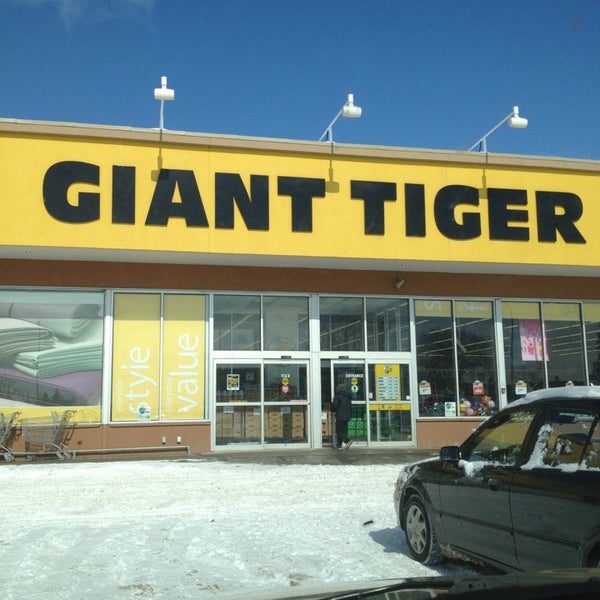 Giant Tiger Department Store in Northeast Edmonton