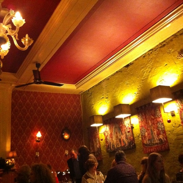 Photo taken at Restaurant Lieve by gede heri s. on 12/25/2012