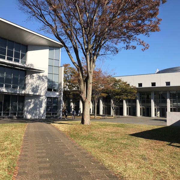 Photo taken at Keio University Shonan Fujisawa Campus by minoritt on 11/5/2019