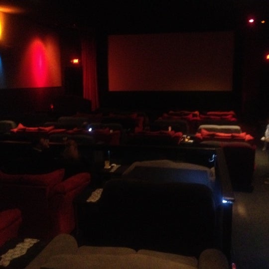 10/5/2012にNazzie420がRosebud Cinema Drafthouseで撮った写真