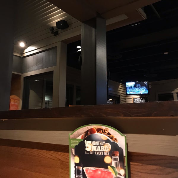 Photo taken at Chili&#39;s Grill &amp; Bar by Ger A. on 8/21/2019