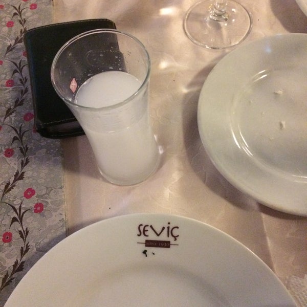 Photo prise au Seviç Restoran par ali Ö. le11/24/2015