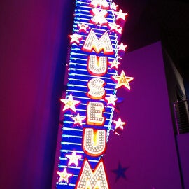 Photo taken at Hollywood Wax Museum by Jamison H. on 12/3/2012