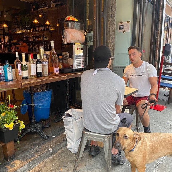 6/17/2020にSarahがBalzem Mediterranean Cuisine &amp; Wine Barで撮った写真