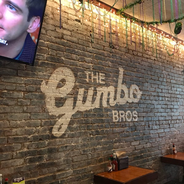 6/15/2018 tarihinde Sarahziyaretçi tarafından The Gumbo Bros'de çekilen fotoğraf