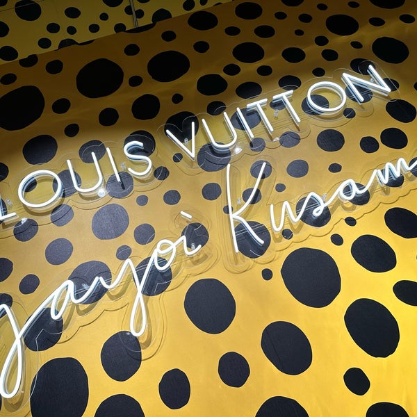 Louis Vuitton coat – Lower east side petshop