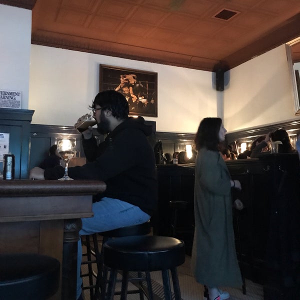 4/27/2019 tarihinde Sarahziyaretçi tarafından Park Bar'de çekilen fotoğraf