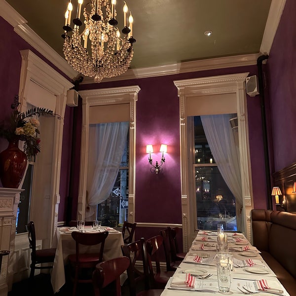 Brasserie Cognac East French Restaurant in Upper East Side