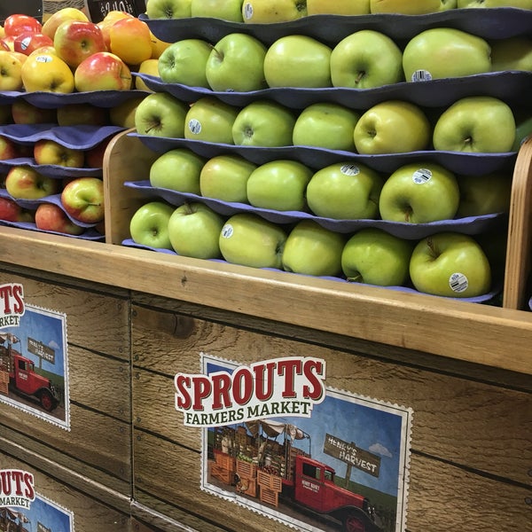 Sprouts Farmers Market 21821 Ventura Blvd