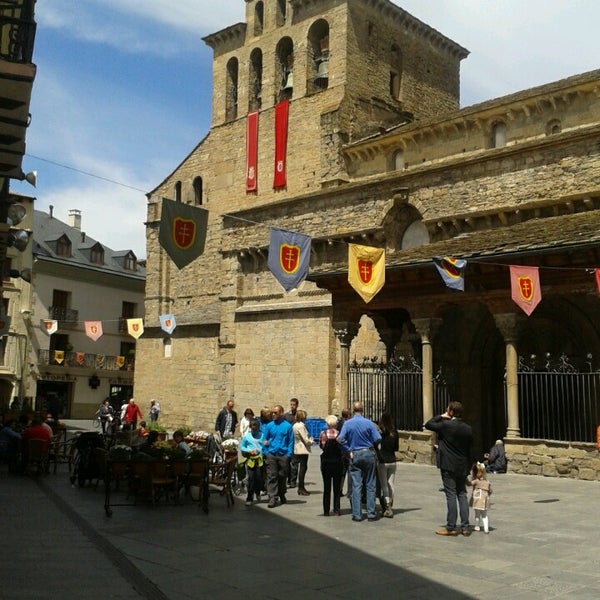 Photo taken at Catedral De Jaca by Javier A. on 5/5/2013