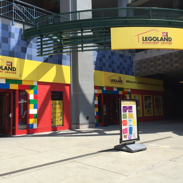Foto tirada no(a) LEGOLAND® Discovery Center por Jeff D. em 6/26/2015