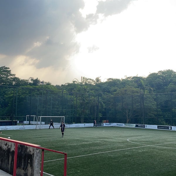 Club Serenia Mansion Sport Center Olahraga dan Rekreasi di Jakarta