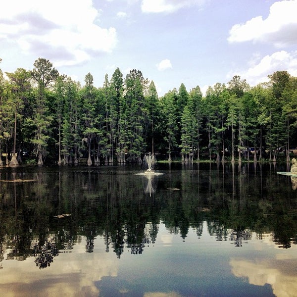 Photo taken at Spirit Of The Suwanee Music Park &amp; Campground by Erica B. on 5/10/2013