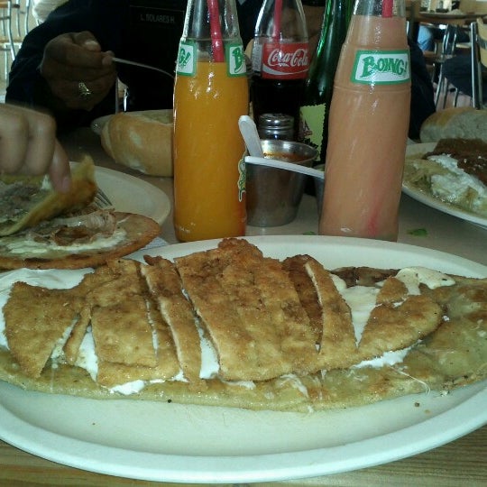 Fotos en Los Machetes "Amparito" Guerrero 305 tips