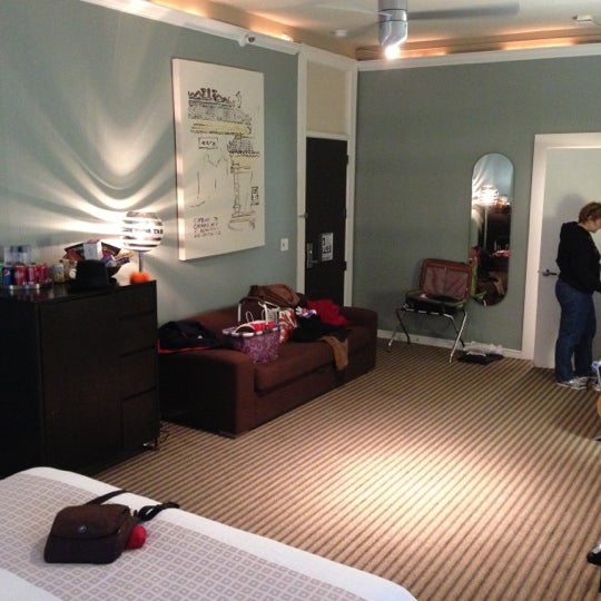 Das Foto wurde bei Hotel Union Square von Ken am 12/8/2012 aufgenommen