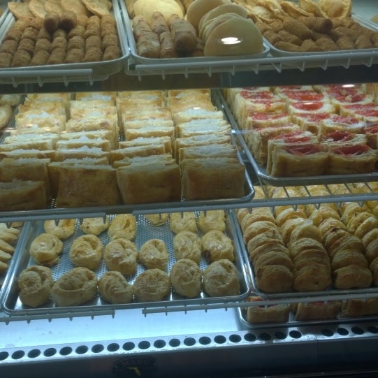 Kendall Bakery Bakery in Miami