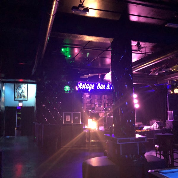 Foto scattata a Triple B Backstage Bar &amp; Billiards da Craig T. il 5/8/2019
