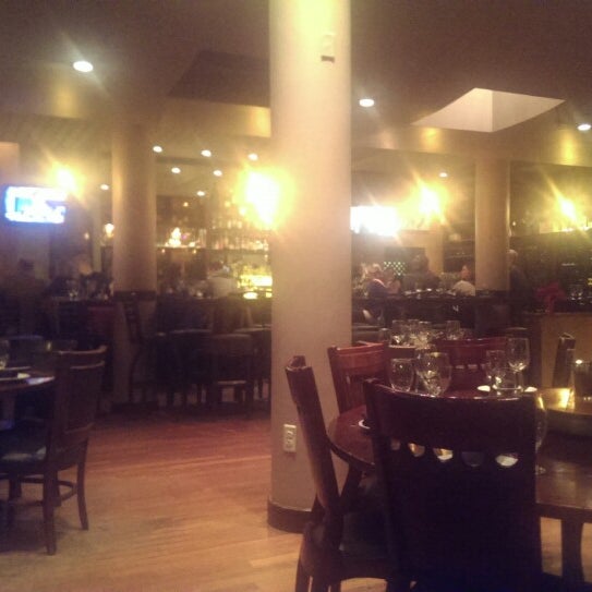 12/15/2013にCraig T.がLala&#39;s Wine Bar &amp; Pizzeriaで撮った写真
