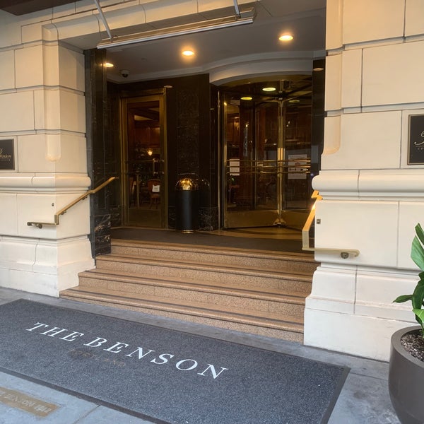 รูปภาพถ่ายที่ The Benson Portland, Curio Collection by Hilton โดย Mike E. เมื่อ 6/21/2021